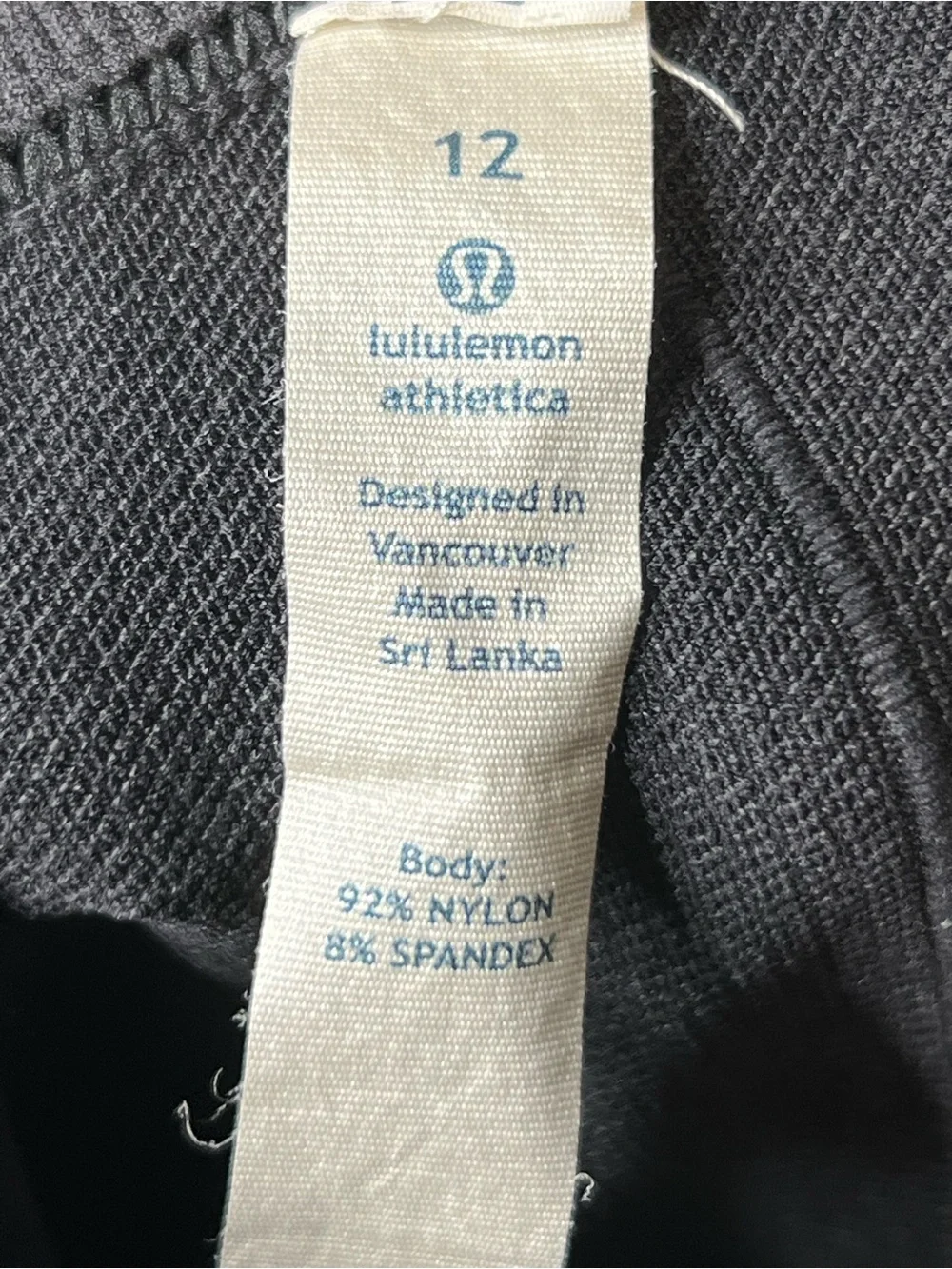 Lululemon Cropped Leggings Black SZ 12 EUC